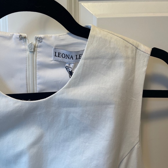 Leona Lee white dress - Picture 1 of 7